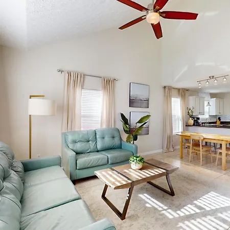 Seabreeze Cottage